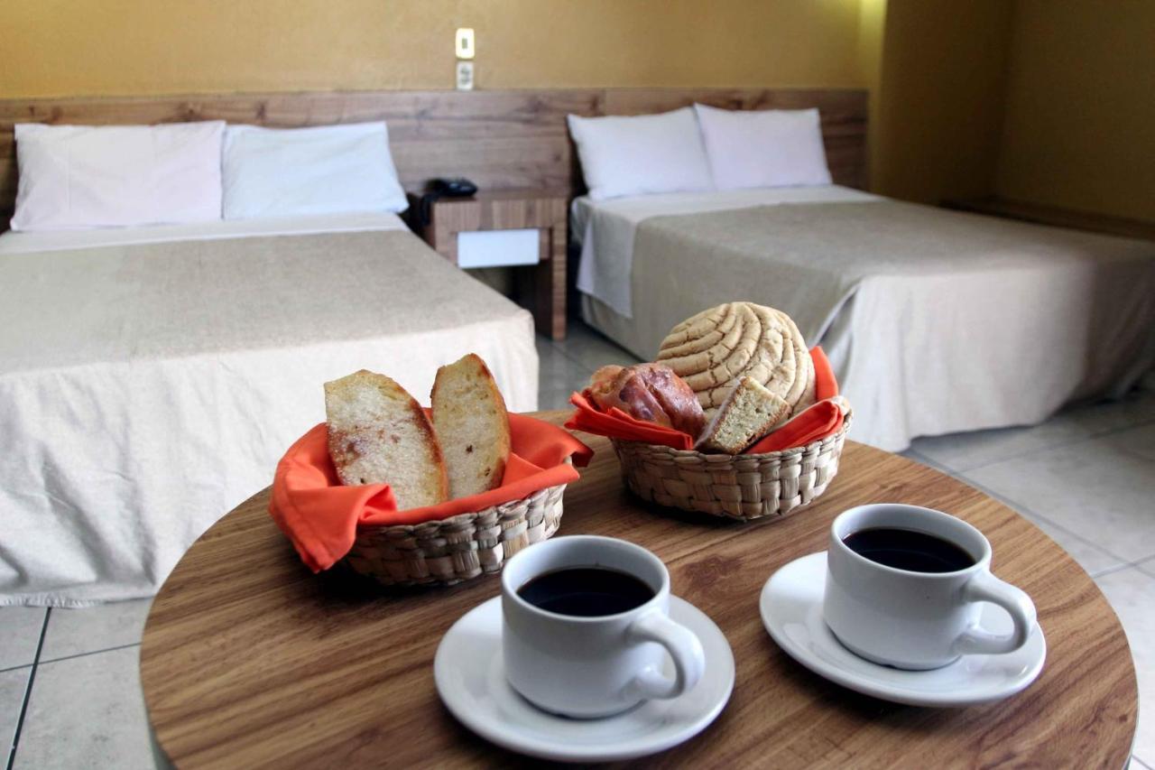 Hotel Universo Guadalajara Bagian luar foto