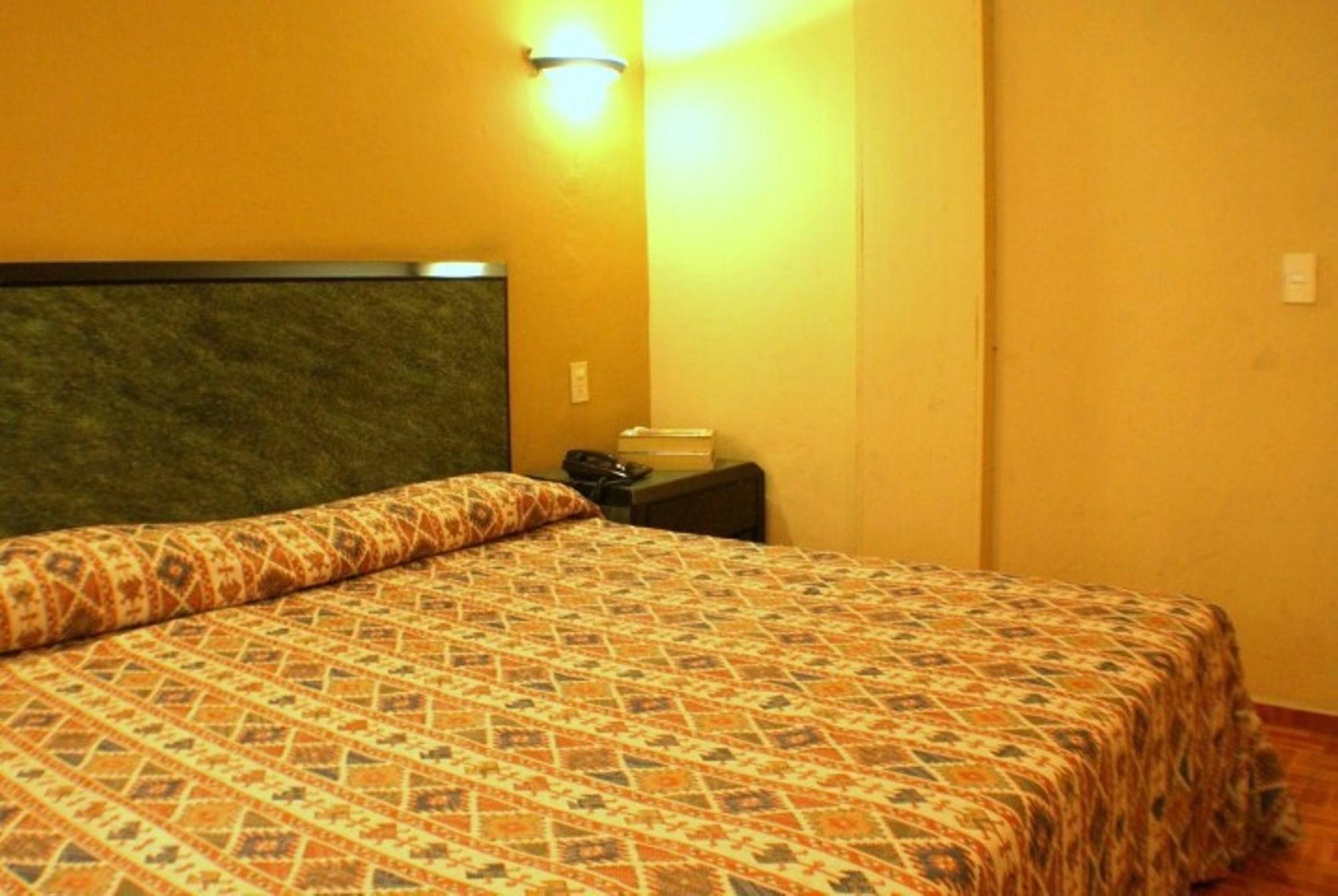 Hotel Universo Guadalajara Bagian luar foto