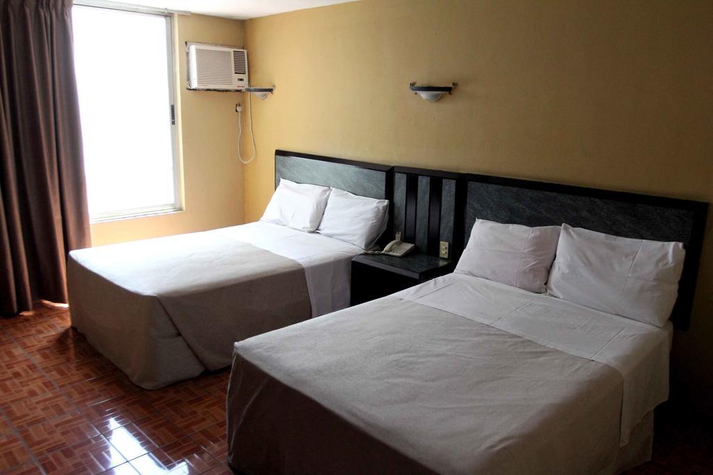 Hotel Universo Guadalajara Ruang foto