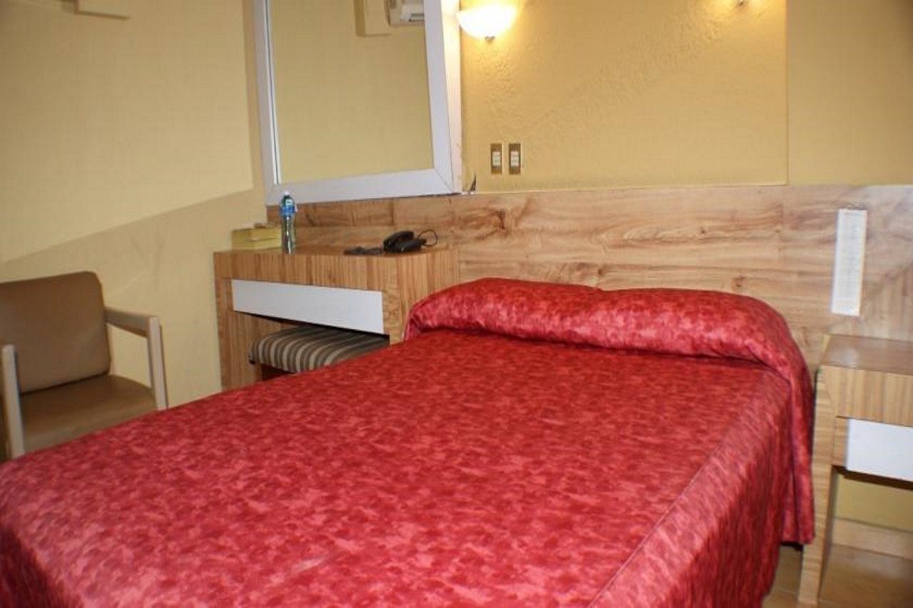 Hotel Universo Guadalajara Bagian luar foto